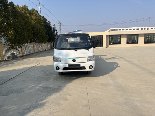 4.5t纯电动多功能抑尘车