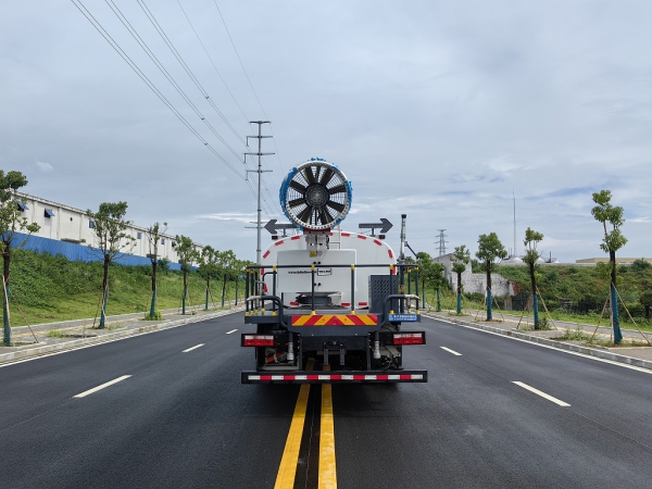 18吨纯电动抑尘车