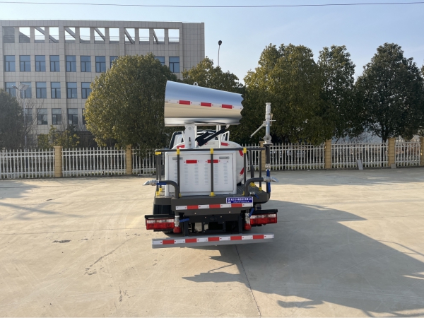 4.5t纯电动多功能抑尘车