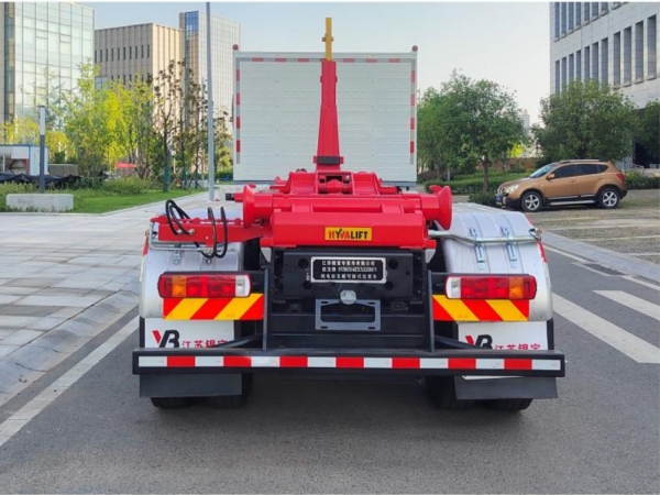 31t纯电动车厢可卸式垃圾车