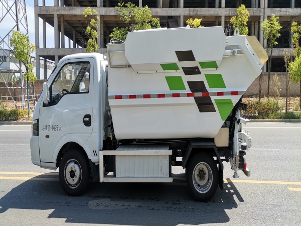 4.5t纯电动自装卸式垃圾车